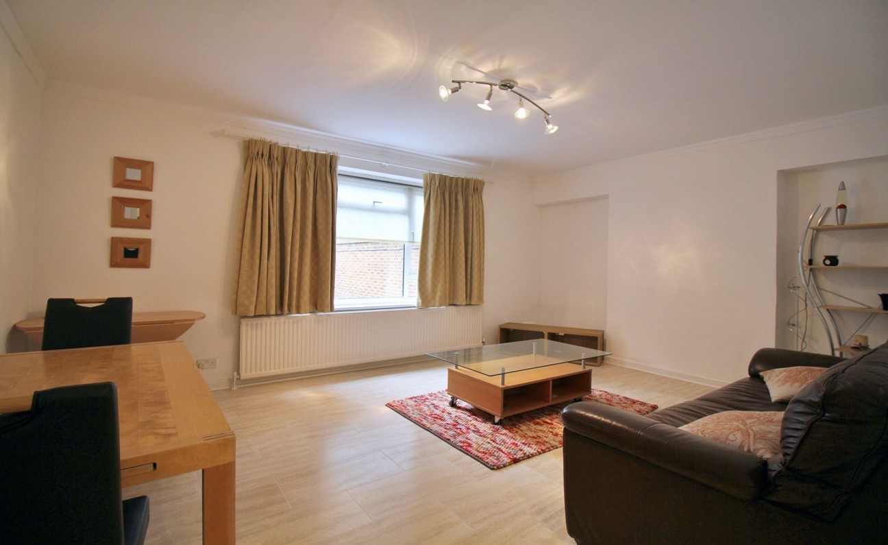 Flat , Hill Court, Stanhope Road, London