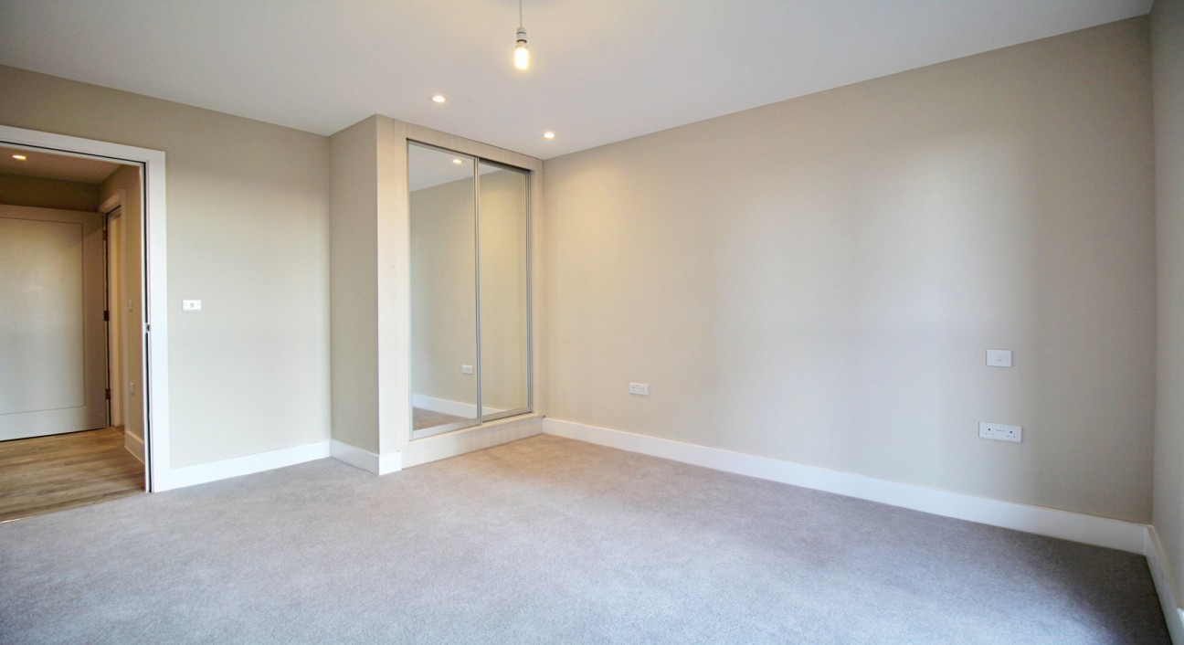 Flat , Adastra House, Nether Street, London