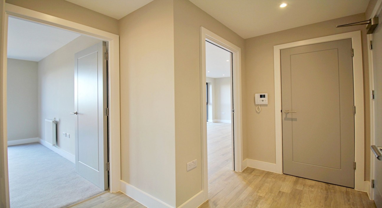 Flat , Adastra House, Nether Street, London