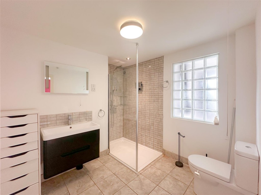 Image for Lawrence Close, Charlton Kings