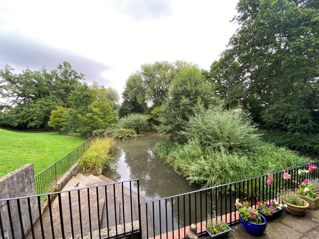 Image for King George Close, Cheltenham