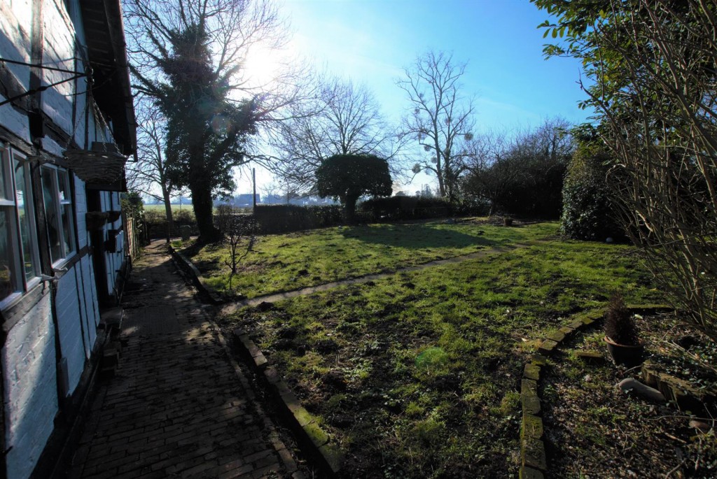 Image for Court Drive, Apperely