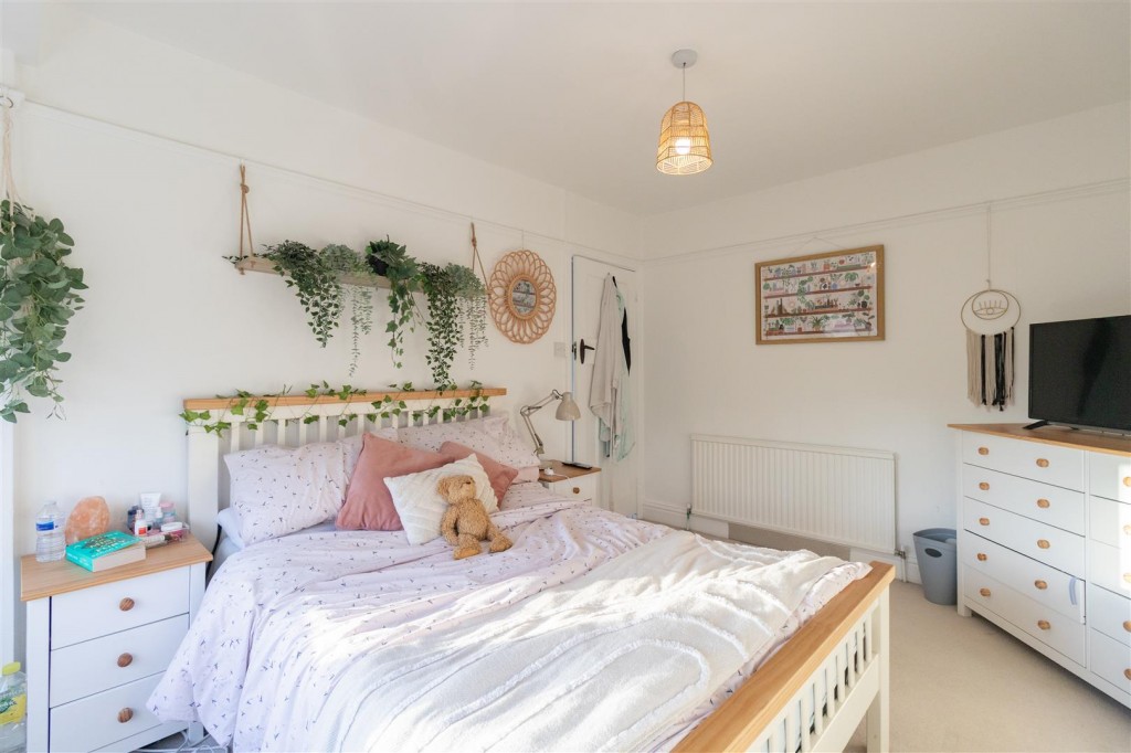 Image for New Barn Lane, Cheltenham