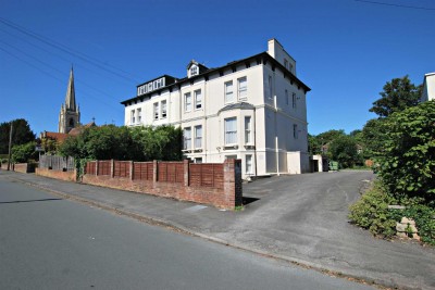 View full details for Block of Flats with Planning to extend & building plot