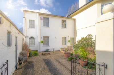 View full details for Priory Place, Cheltenham