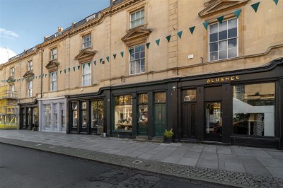 View full details for 15 Montpellier Walk, Cheltenham