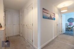 Clark Drive, Yate