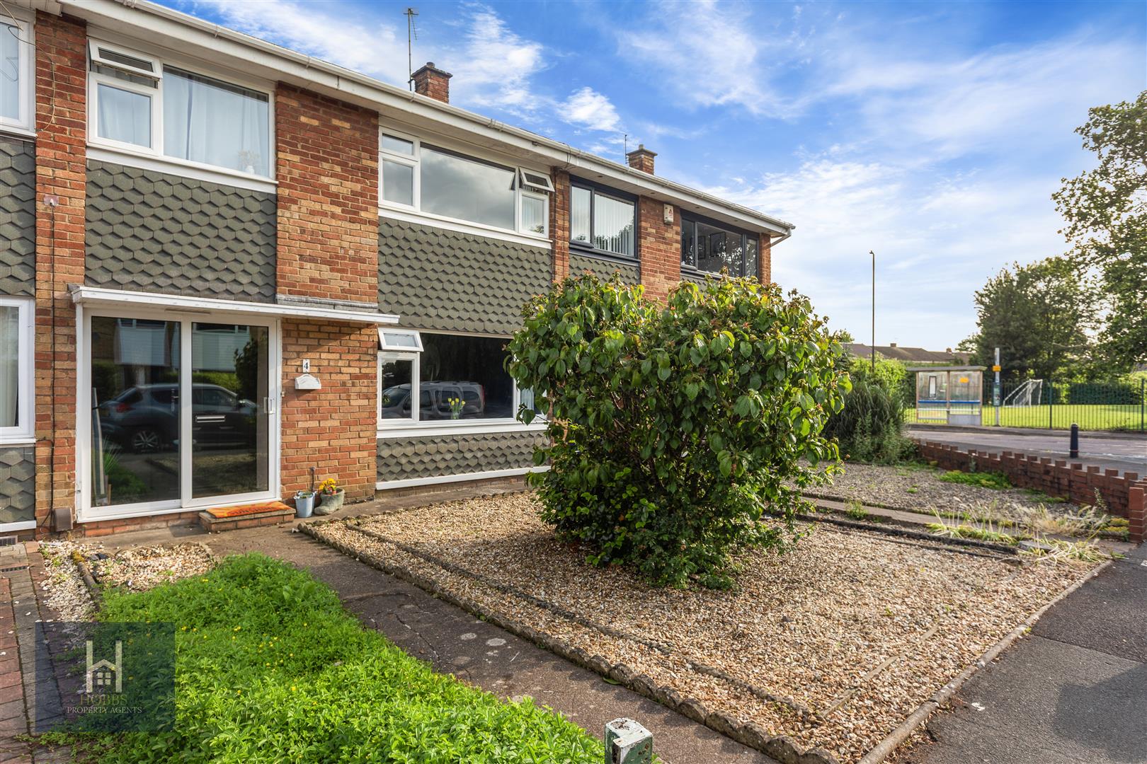 Sunningdale, Yate