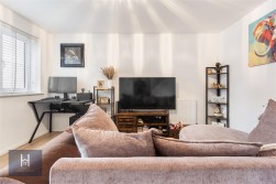 Buckthorn Court, Yate