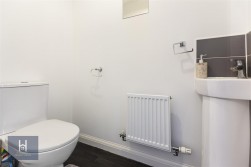 Buckthorn Court, Yate