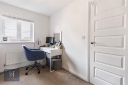 Buckthorn Court, Yate