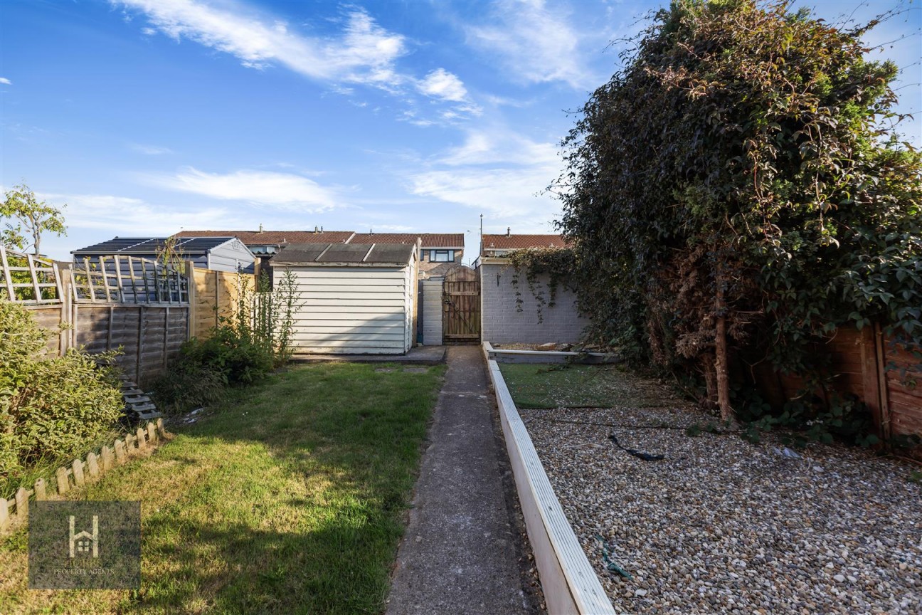 Kingscote, Yate