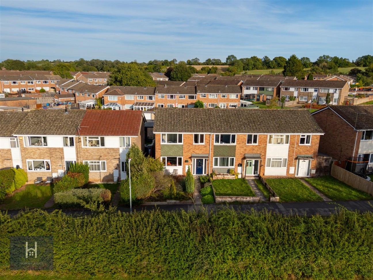 Cherington, Yate
