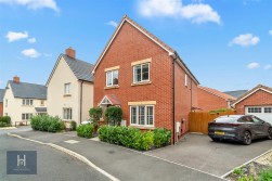 Kestrel Road, Charfield