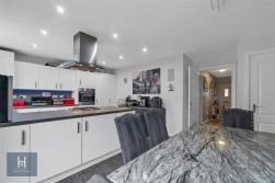 Kestrel Road, Charfield