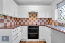 Home Orchard, Yate
