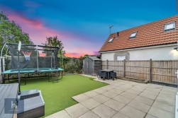 Stanshawes Drive, Yate