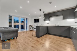 Stanshawes Drive, Yate