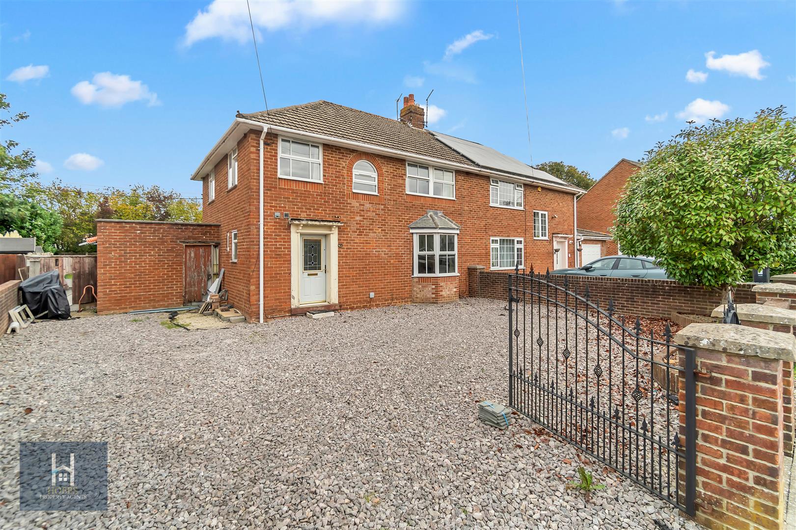 Melrose Avenue, Yate