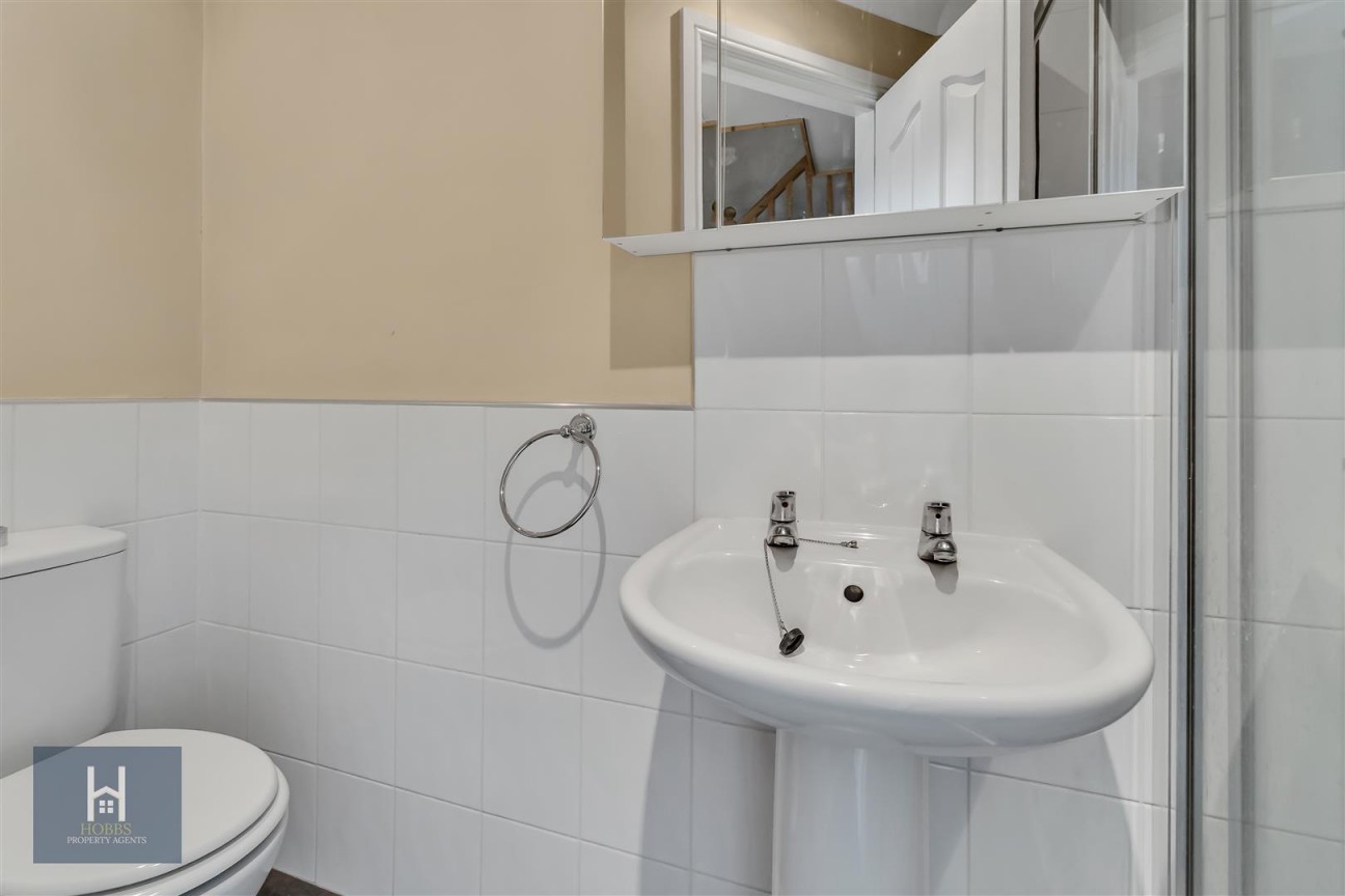 Melrose Avenue, Yate