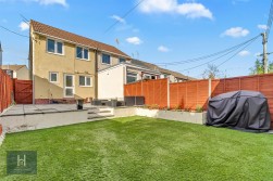 Fairlyn Drive, Kingswood