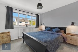 Fairlyn Drive, Kingswood