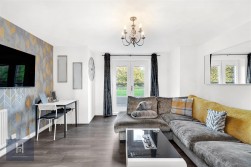 Normandy Drive, Yate