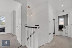 Poskett Way, Charfield