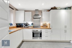 Buckthorn Court, Yate