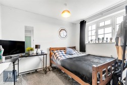 Cornwall Crescent, Yate