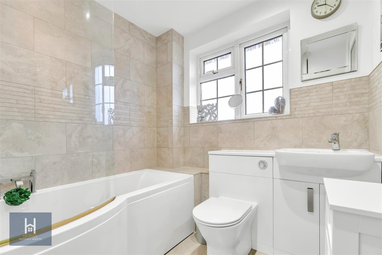 Cornwall Crescent, Yate