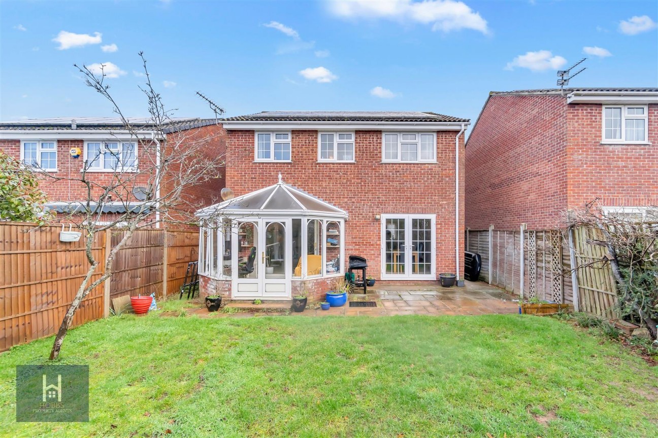 Cornwall Crescent, Yate