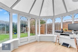 Cornwall Crescent, Yate