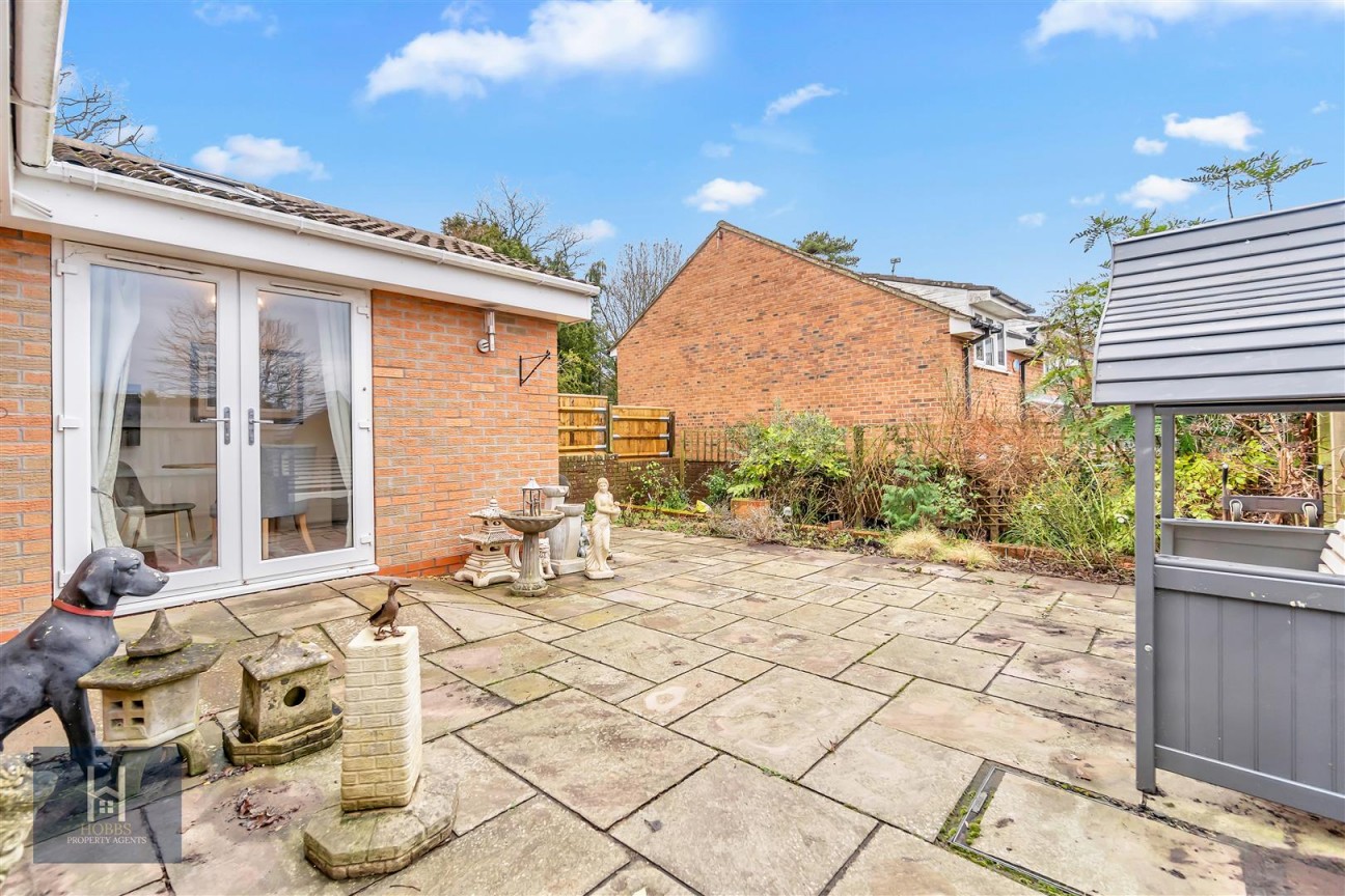 Canterbury Close, Yate