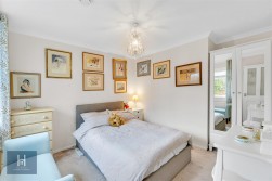 Canterbury Close, Yate