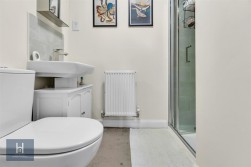 Poskett Way, Charfield, Wotton-Under-Edge