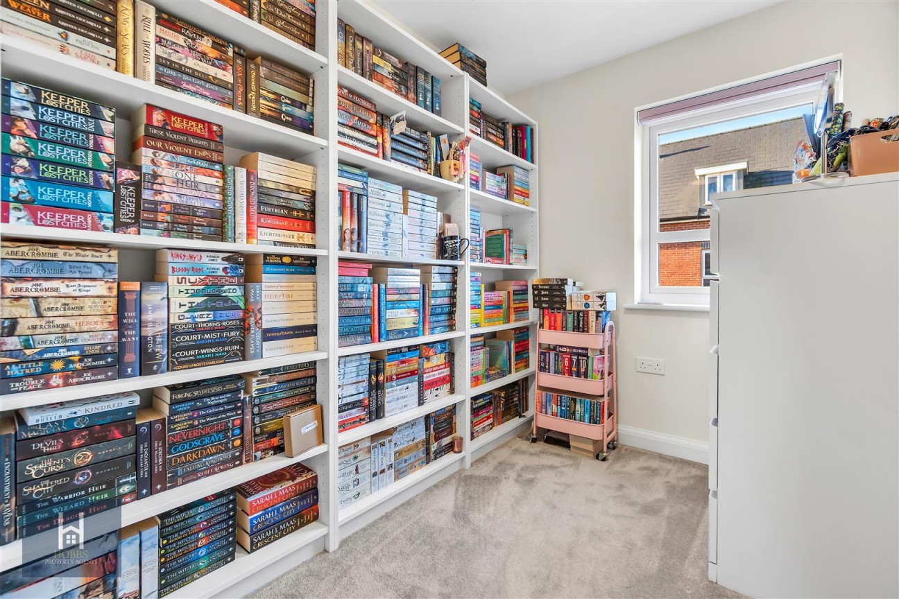 Poskett Way, Charfield, Wotton-Under-Edge