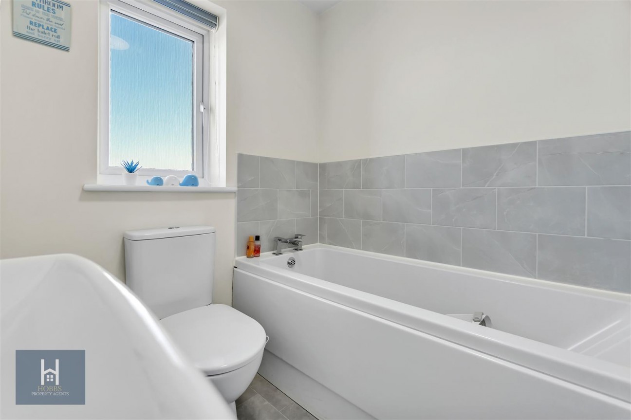 Poskett Way, Charfield, Wotton-Under-Edge