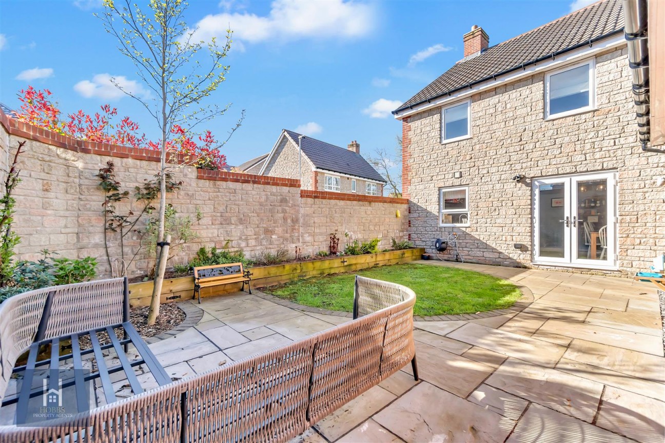 Poskett Way, Charfield, Wotton-Under-Edge