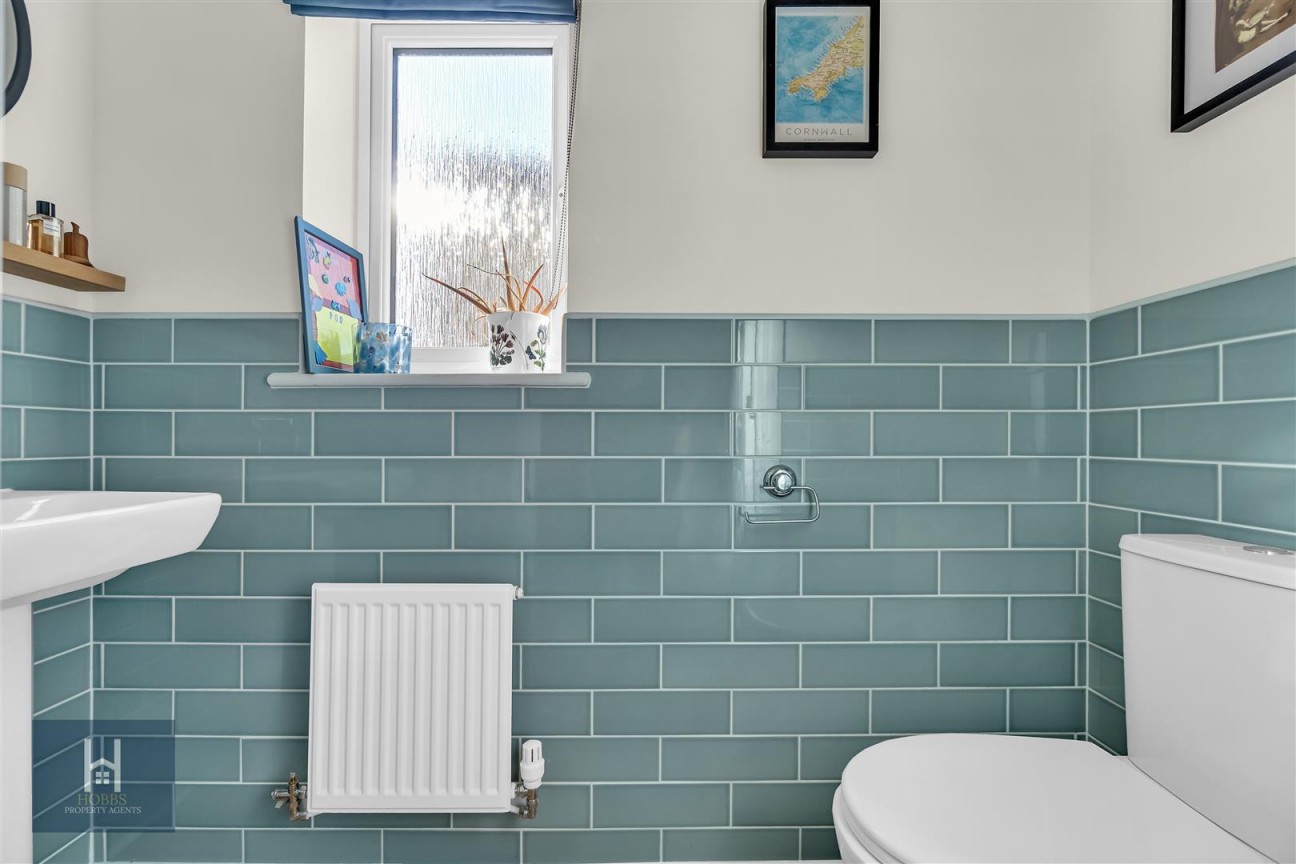 Poskett Way, Charfield, Wotton-Under-Edge