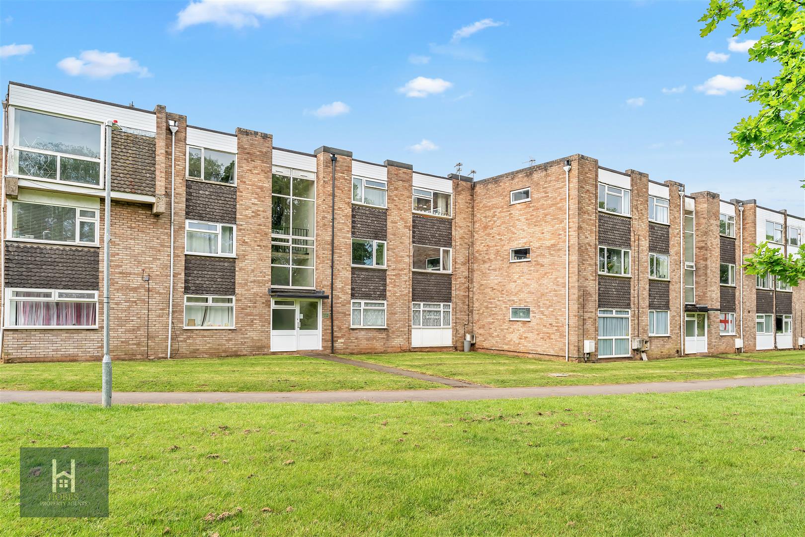 Chargrove, Yate