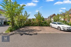 Normandy Drive, Yate