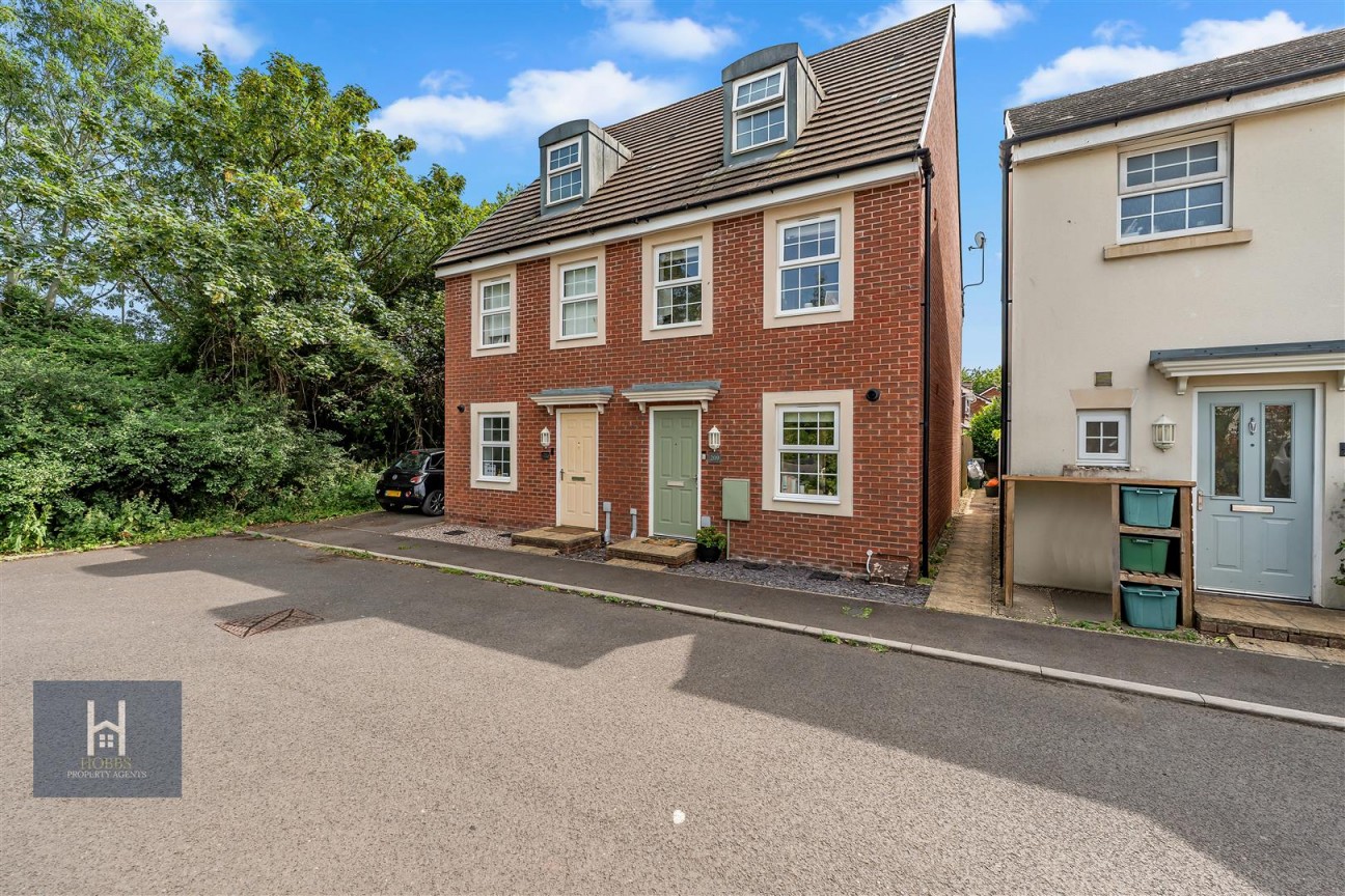 Normandy Drive, Yate