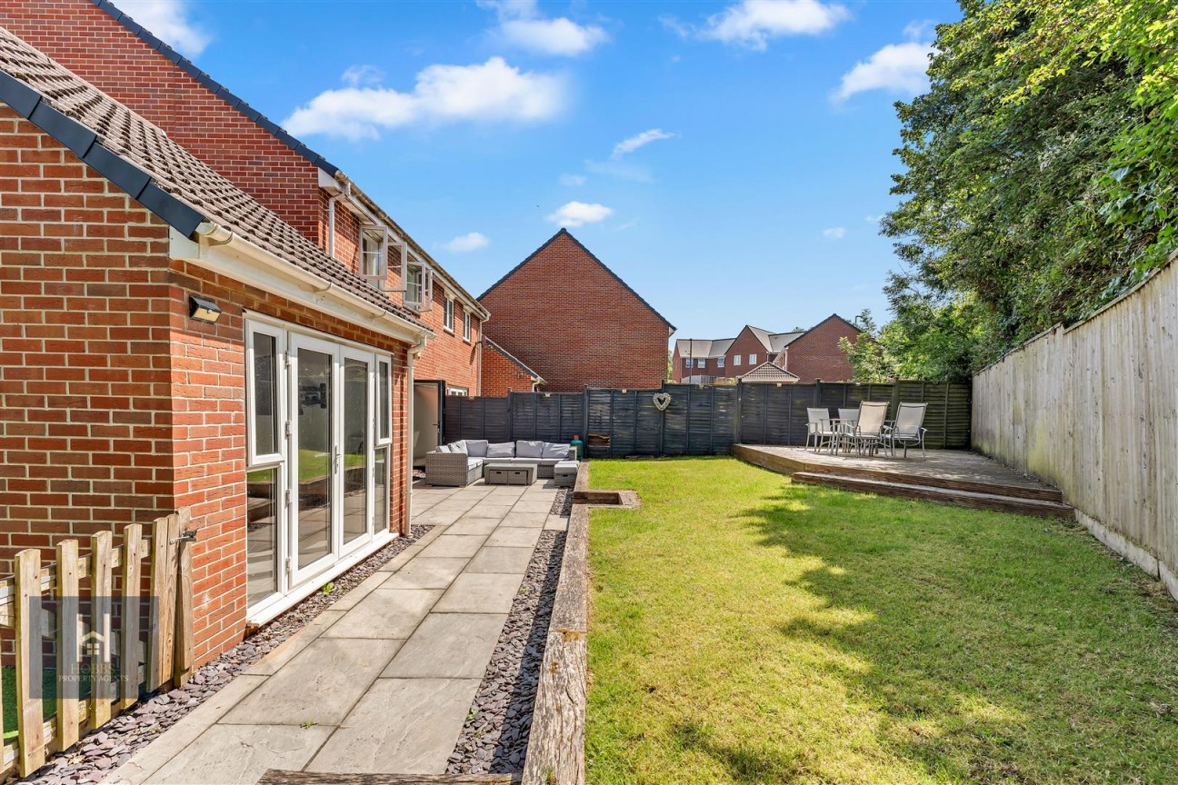 Blackberry Close, Yate