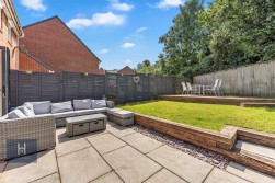 Blackberry Close, Yate