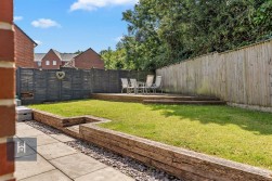 Blackberry Close, Yate