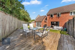 Blackberry Close, Yate