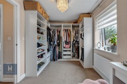 Poskett Way, Charfield, Wotton-Under-Edge