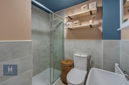 Poskett Way, Charfield, Wotton-Under-Edge