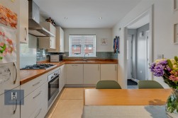 Dingley Lane | Yate